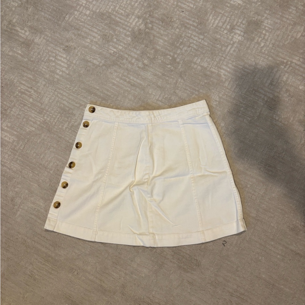 H&M Divided Cream Garment